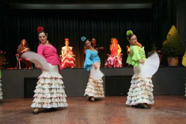 Caracoles — Grupo de Danzas Adolfo de Castro