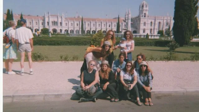 Gira internacional del grupo durante los años noventa