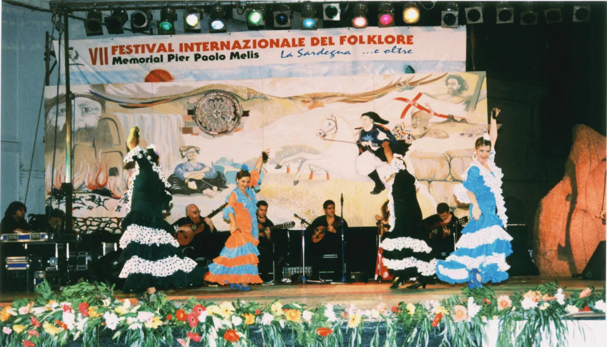 Sevillanas — Grupo de Danzas Adolfo de Castro