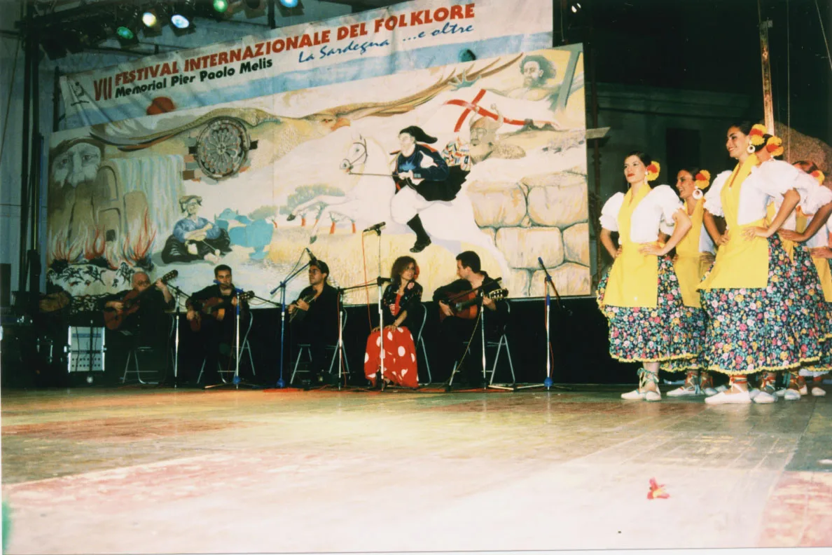 Tanguillos de Cádiz — Grupo de Danzas Adolfo de Castro